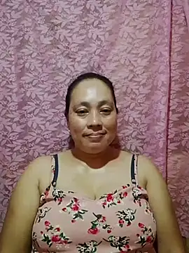 Snapshot of May_Bombs chatting on March 2026 08:17:01 AM May Bombs online show from March 2026 08:17:01 AM