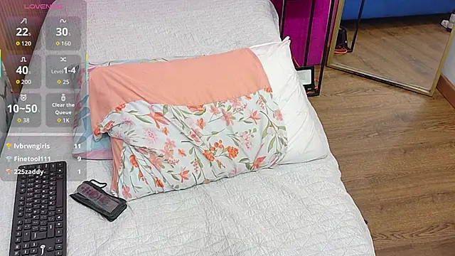 tightlittleebony online show from April 2026 08:57:02 PM