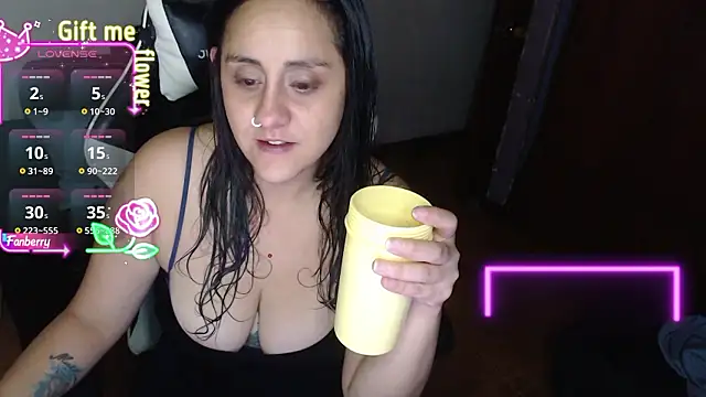 Snapshot of MeliisaRobers chatting on March 2026 10:59:02 AM MeliisaRobers online show from March 2026 10:59:02 AM