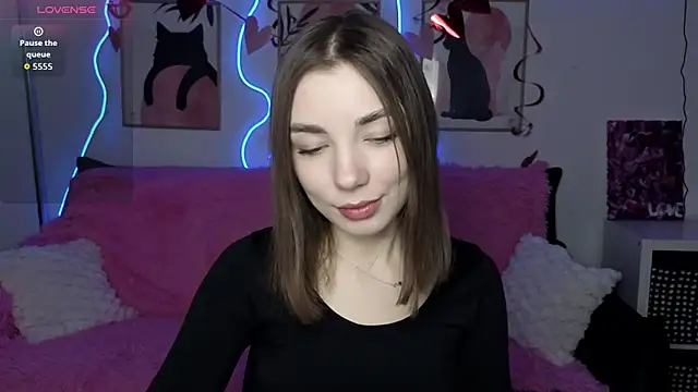 Snapshot of Adriennes chatting on February 2026 02:50:01 PM Adriennes online show from February 2026 02:50:01 PM