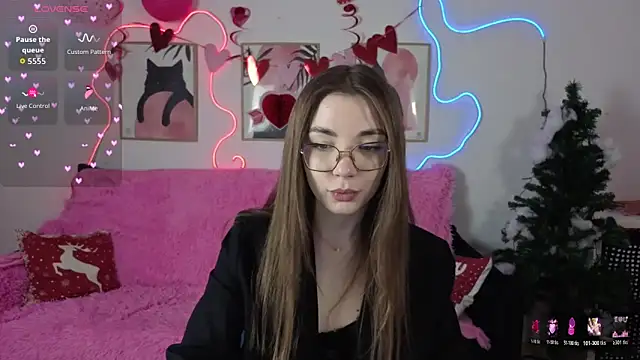 Snapshot of Adriennes chatting on February 2026 02:28:01 PM Adriennes online show from February 2026 02:28:01 PM