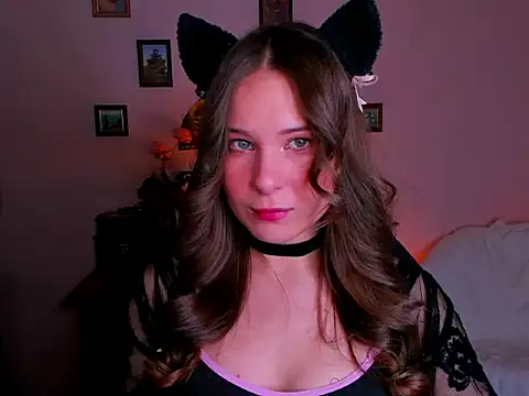 LanaLovely online show from April 2026 06:53:01 AM