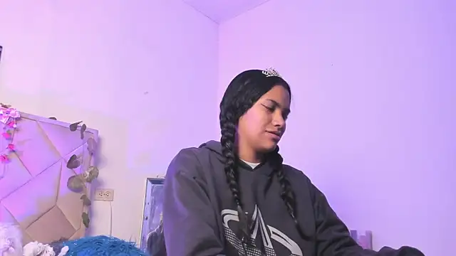 Julieta Parker online show from April 2026 06:41:02 AM