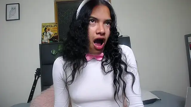 Julieta Parker online show from April 2026 01:23:02 AM