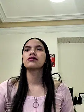 Snapshot of Julieta_Parker chatting on February 2026 02:46:01 PM Julieta Parker online show from February 2026 02:46:01 PM