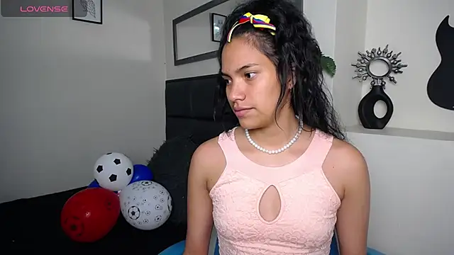 Julieta Parker online show from June 2026 02:17:01 AM