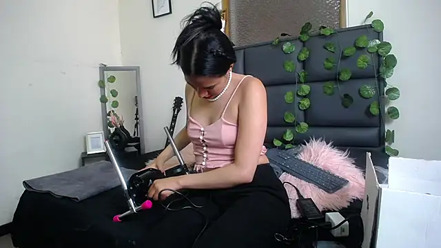 Julieta Parker online show from March 2026 08:10:01 PM