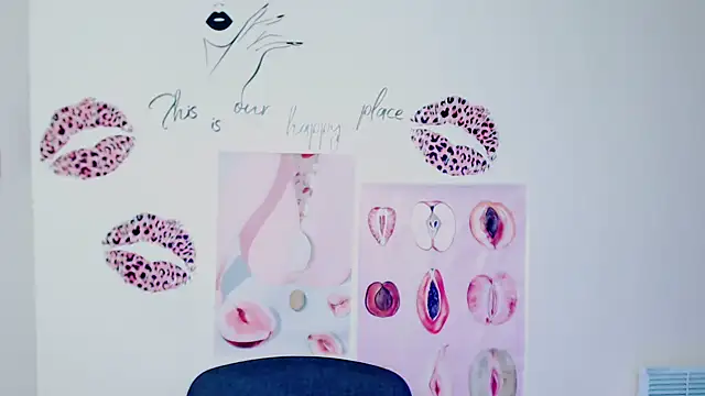 Snapshot of Rosalinda_ro chatting on February 2026 01:51:02 AM Rosalinda ro online show from February 2026 01:51:02 AM