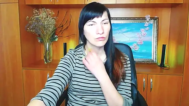 Snapshot of Rosalinda_ro chatting on April 2026 06:11:02 AM Rosalinda ro online show from April 2026 06:11:02 AM