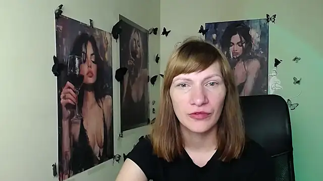 Snapshot of Rosalinda_ro chatting on June 2026 06:03:02 AM Rosalinda ro online show from June 2026 06:03:02 AM