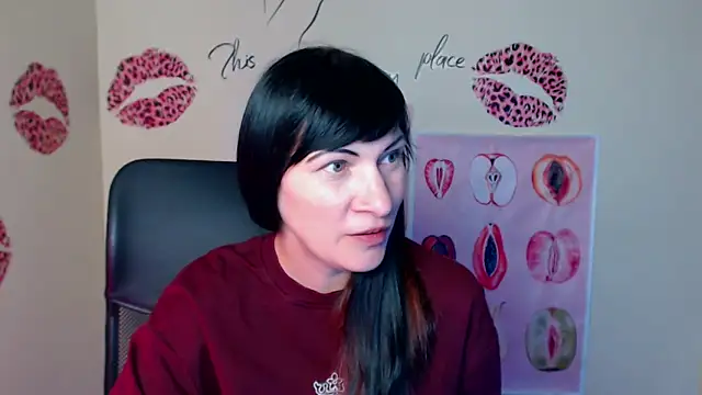 Snapshot of Rosalinda_ro chatting on May 2026 05:50:02 PM Rosalinda ro online show from May 2026 05:50:02 PM