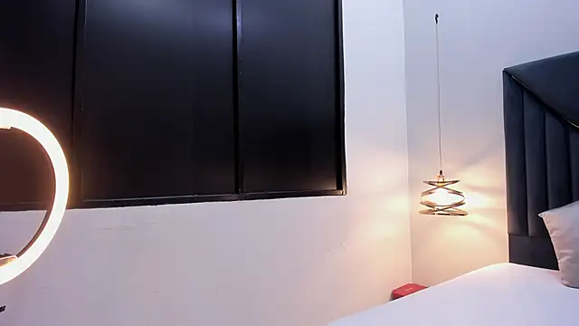 EmilyKartters online show from February 2026 12:16:01 PM