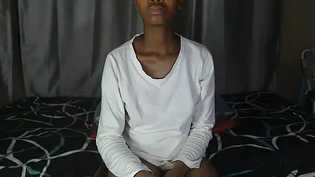 PussyFarrie online show from April 2026 06:30:01 AM