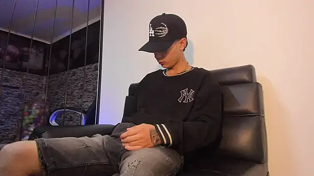 Dereck Boy  online show from March 2026 04:03:02 AM