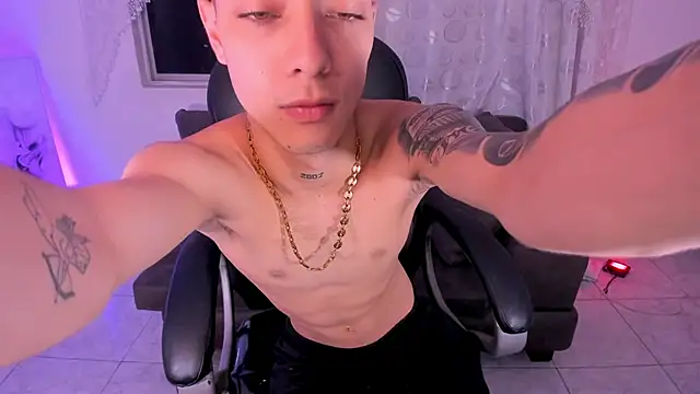 Dereck Boy  online show from April 2026 03:52:02 AM