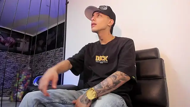 Dereck Boy  online show from April 2026 03:30:02 AM