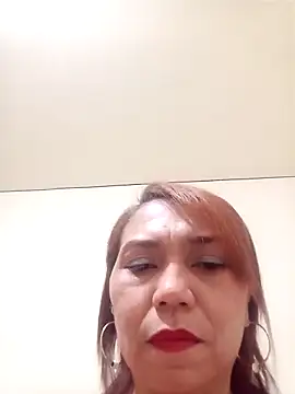 dannamomcerratt online show from April 2026 09:18:02 PM