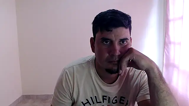 dannamomcerratt online show from February 2026 08:22:01 PM