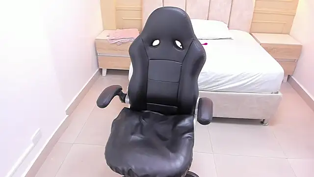 LISIEMARGOTH online show from March 2026 12:42:01 PM