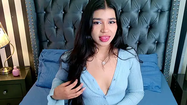 carosantoss online show from March 2026 10:32:02 AM