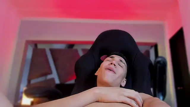  AnthonyLima  online show from February 2026 04:01:02 AM