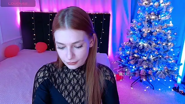 Snapshot of Alisa_Wood chatting on February 2026 03:24:01 PM Alisa Wood online show from February 2026 03:24:01 PM