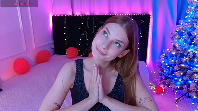 Snapshot of Alisa_Wood chatting on February 2026 04:18:02 PM Alisa Wood online show from February 2026 04:18:02 PM