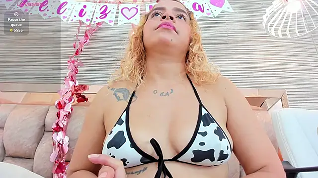 Snapshot of rossy_roose chatting on February 2026 07:36:01 PM rossy roose online show from February 2026 07:36:01 PM