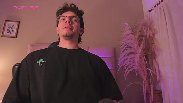 Axel Creed online show from February 2026 03:50:01 AM