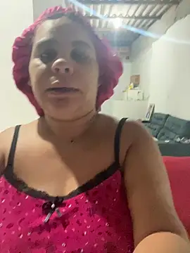 Adriputinha online show from February 2026 10:31:02 PM