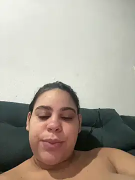Snapshot of Adriputinha chatting on May 2026 10:14:01 PM Adriputinha online show from May 2026 10:14:01 PM