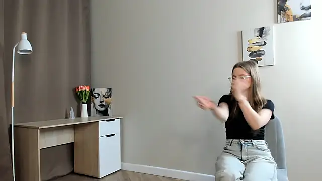 VictorMencia online show from February 2026 07:21:02 PM