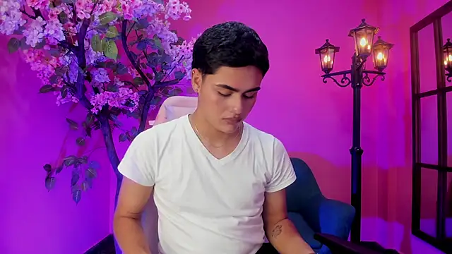 Snapshot of FemNoa chatting on February 2026 05:12:02 PM FemNoa online show from February 2026 05:12:02 PM