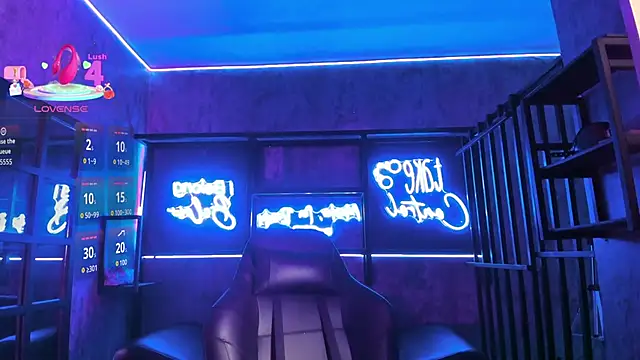 Snapshot of FemNoa chatting on February 2026 05:13:01 PM FemNoa online show from February 2026 05:13:01 PM