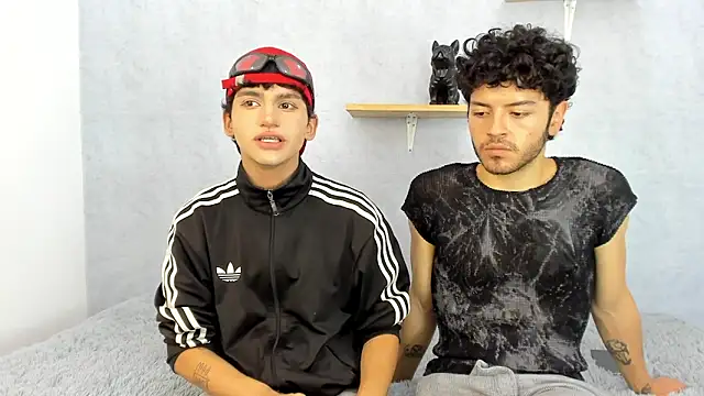 Eliotkinky online show from February 2026 03:33:01 PM