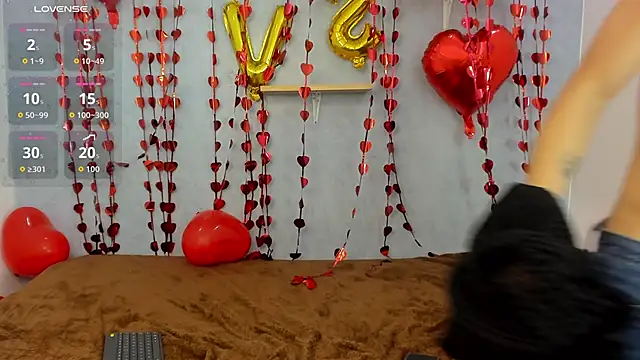 Eliotkinky online show from February 2026 03:25:02 PM