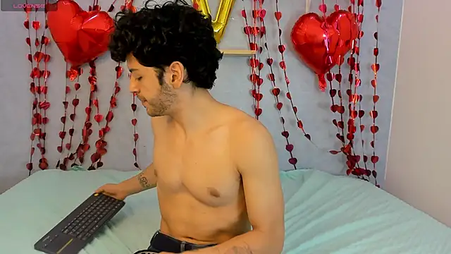 Eliotkinky online show from February 2026 08:00:01 PM