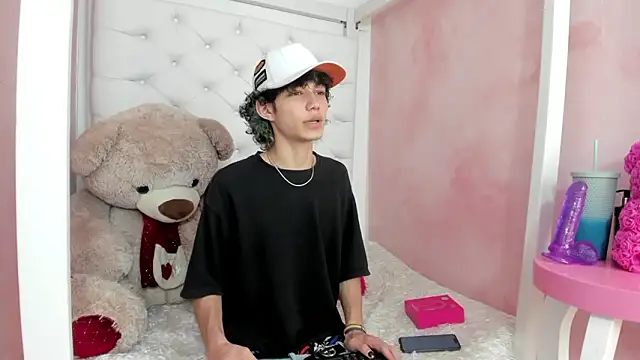 thanier 18 online show from February 2026 07:47:02 PM