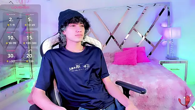 thanier 18 online show from April 2026 07:31:01 PM