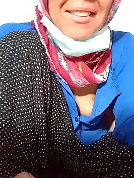 Snapshot of turbanlim07 chatting on February 2026 12:07:02 AM turbanlim07 online show from February 2026 12:07:02 AM