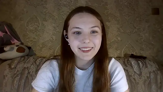 Snapshot of YuniNeko chatting on February 2026 05:11:01 PM YuniNeko online show from February 2026 05:11:01 PM