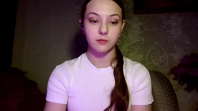 YuniNeko online show from March 2026 02:13:01 PM