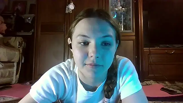 Snapshot of YuniNeko chatting on February 2026 07:16:01 PM YuniNeko online show from February 2026 07:16:01 PM