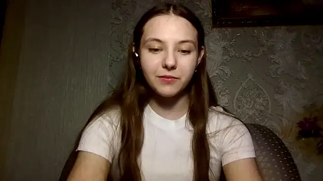 YuniNeko online show from April 2026 03:19:02 PM