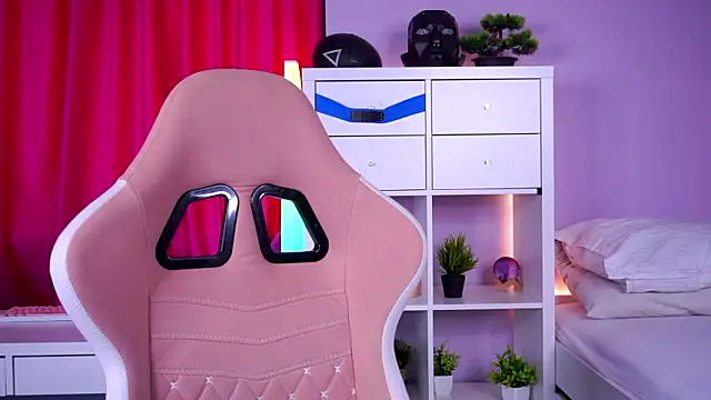 Snapshot of MistyReeds chatting on February 2026 05:59:02 AM MistyReeds online show from February 2026 05:59:02 AM