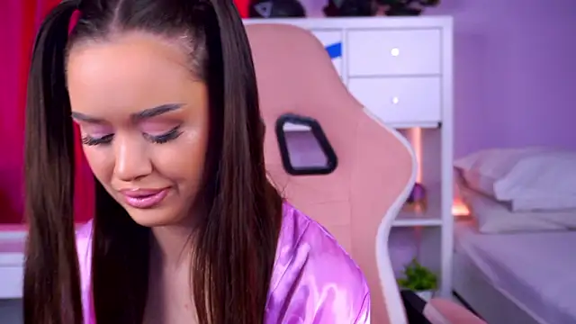 Snapshot of MistyReeds chatting on February 2026 06:19:02 AM MistyReeds online show from February 2026 06:19:02 AM