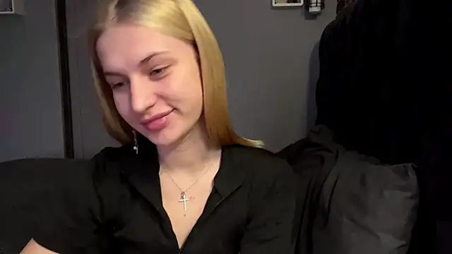 JeneeEady online show from April 2026 06:09:02 AM