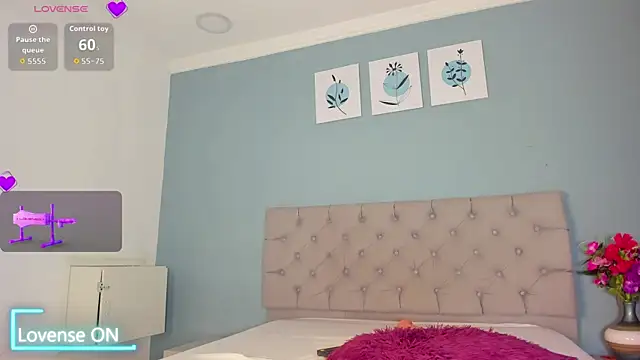 Snapshot of Valentina_Rujano chatting on February 2026 06:48:02 AM Valentina Rujano online show from February 2026 06:48:02 AM