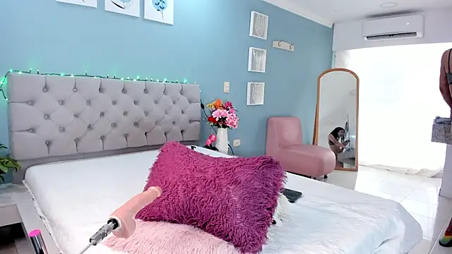 Valentina Rujano online show from April 2026 02:46:02 PM