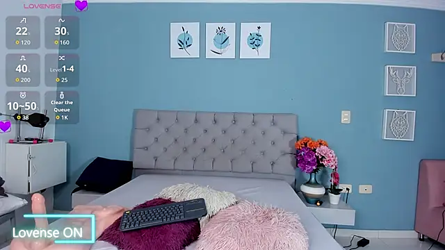 Valentina Rujano online show from March 2026 01:07:01 AM